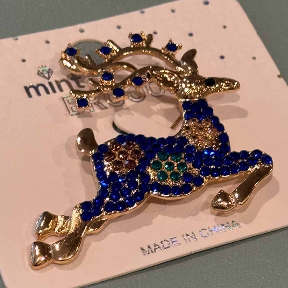 NWT Mint Royal Blue and Gold Reindeer Brooch